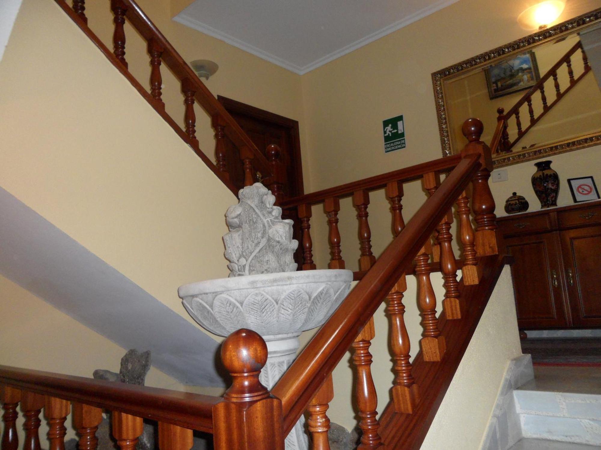 Hotel Avenida Baiona Sabaris Extérieur photo